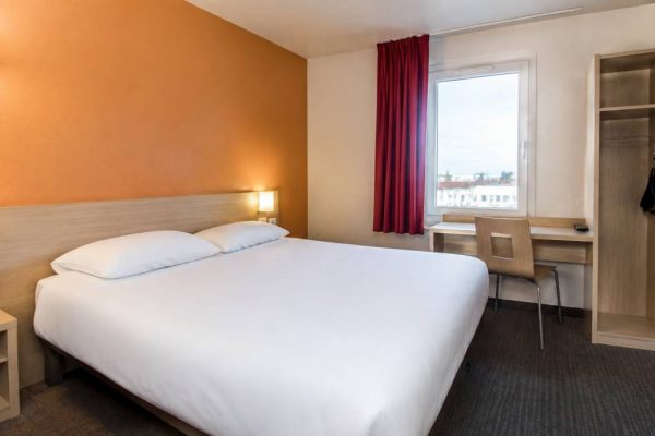Avis sur hôtel première classe Lyon centre gare Part-Dieu : analyse et conseils avant réservation